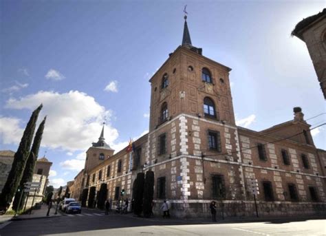 Universidad de Alcalá de Henares. Colegio de Málaga en ...