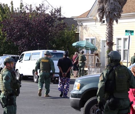 UPDATED  Sheriff s Office SWAT Operation Underway at Pine ...