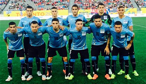 Uruguay clasificó a las semifinales de fútbol de los ...