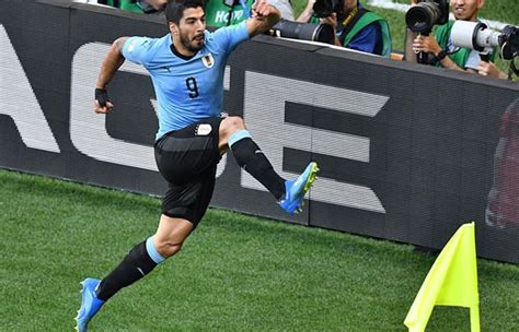 Uruguay ganó y es el primer sudamericano en clasificar a ...