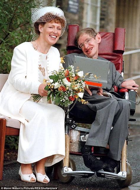 USA:  Ladies  man  Stephen Hawking described women as ...