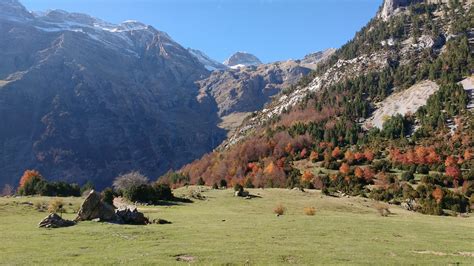 Valle de Pineta en Bielsa. Casa Pirinea.Turismo rural en ...
