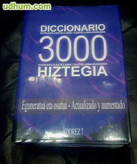 VENDO DICCIONARIO 3000 HIZTEGIA