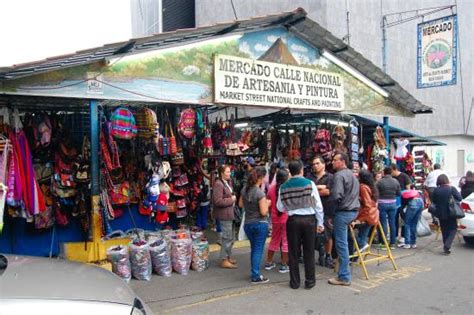 Venta de hermosas y coloridas hamacas   Picture of Mercado ...