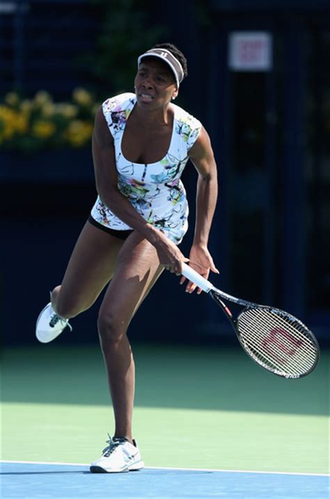 Venus Williams Pictures   WTA Dubai Duty Free Tennis ...