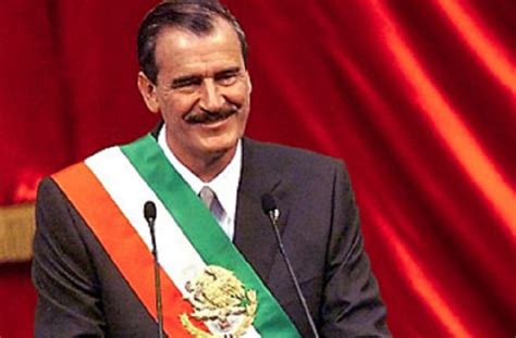 Vicente Fox asume la presidencia | Critica