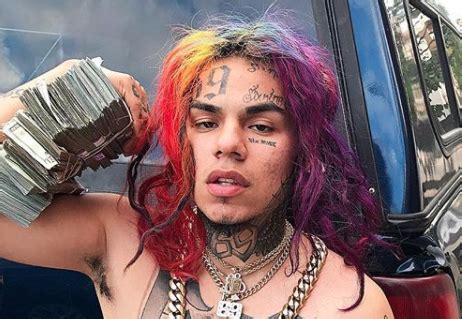 Video of gangster rapper 6ix9ine at Baptism getting saved ...