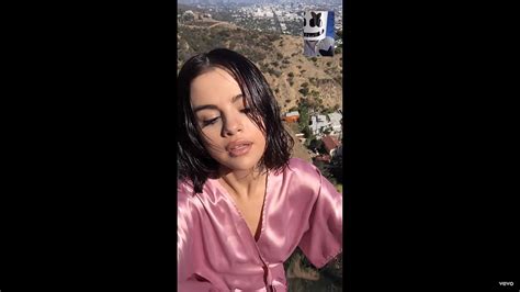 Videoclip: Selena Gomez, Marshmello   Wolves  Vertical Video