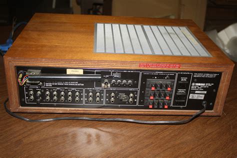 VINTAGE YAMAHA CR 1020 for repair/Parts  powers on loud ...
