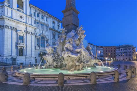 Visiting Piazza Navona in Rome: Photos & Information