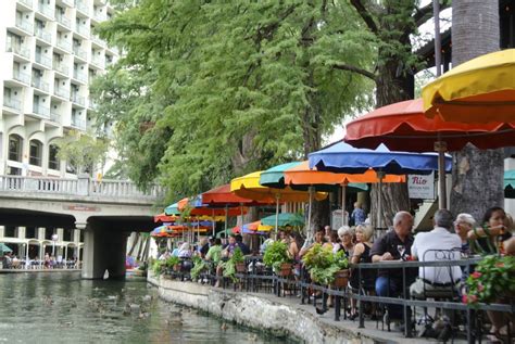 Visiting San Antonio Texas: The River Walk and Restaurants ...