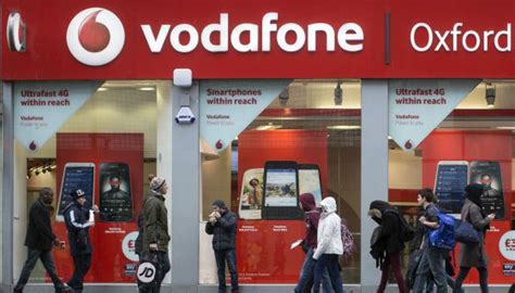 Vodafone denuncia a Telefónica y Jazztel por “imponer un ...