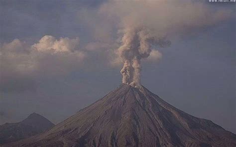Volcán Colima entró en erupción en México y se registraron ...