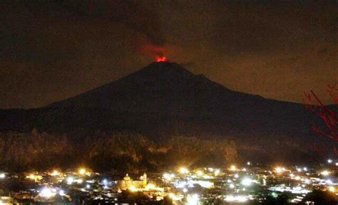 Volcán Popocatépetl en México ha entrado en erupción ...