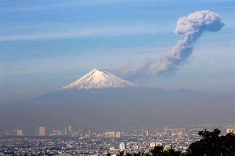 Volcán Popocatépetl registra 82 exhalaciones en las ...