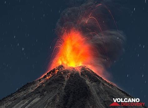 Volcanoes Today, 9 Mar 2015: Soputan volcano, Colima ...