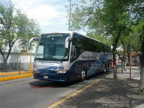 Volvo 9700 Grand de Ómnibus de México Plus en la Central ...