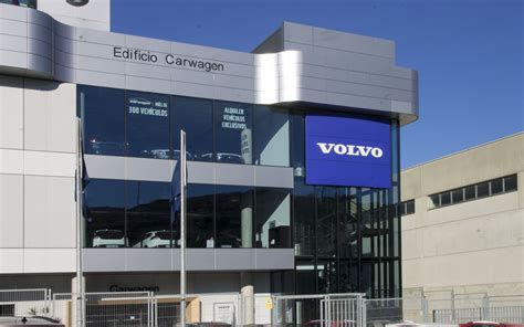 Volvo Carwagen   Instalación de muro cortina y fachada ...