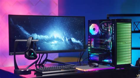 Watch As Linus Tech Tips Build The Ultimate RGB PC ...