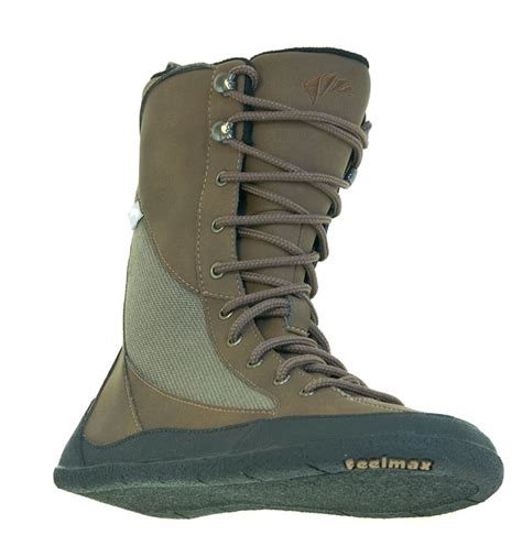 Wearing VFFs inside of a barefoot snow boot?   Vibram Five ...