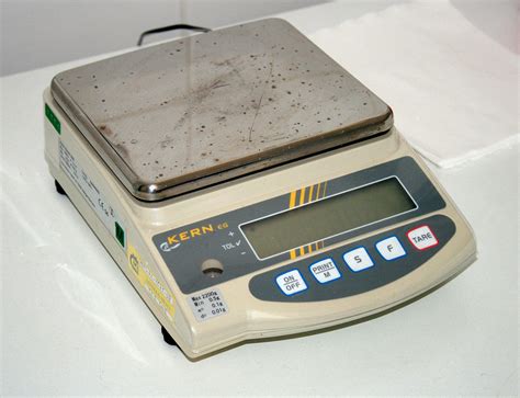 Weighing scale   Simple English Wikipedia, the free ...