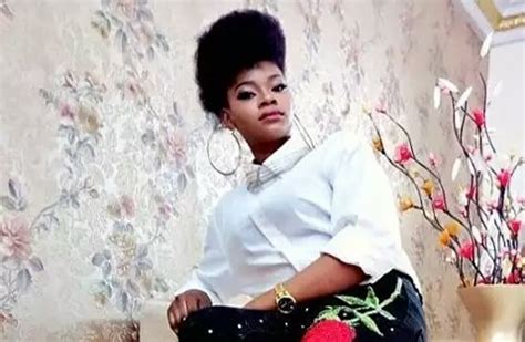 WELCOME TO LTBLOG 7: Ex bread seller Olajumoke rocks new look