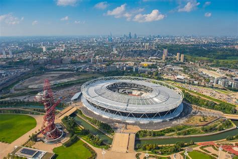 Wembley and The Emirates like you ve never seen them ...