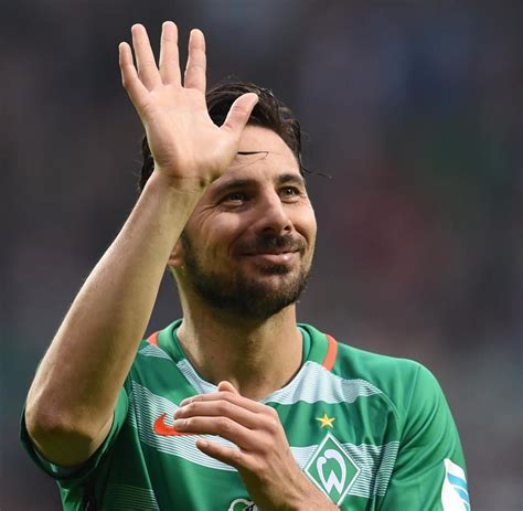 Werder Bremen: Claudio Pizarro   größtes Phänomen im ...