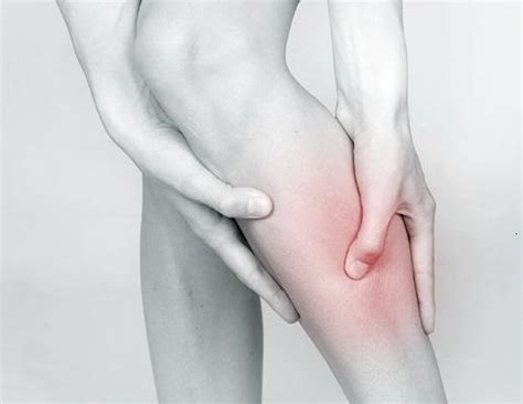 What causes pain in leg?
