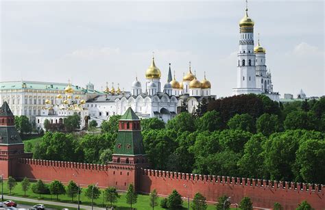 What is the Kremlin and how to buy tickets online