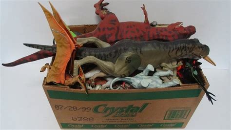 What s in the box: Jurassic Park toys! Dinosaurs, Action ...