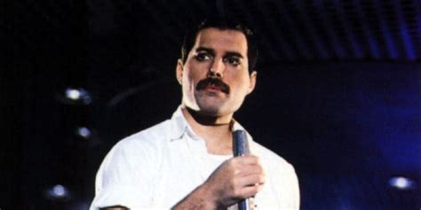 Who is Freddie Mercury dating? Freddie Mercury boyfriend ...