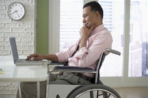 Windows 10 Accessibility Features Help People With ...