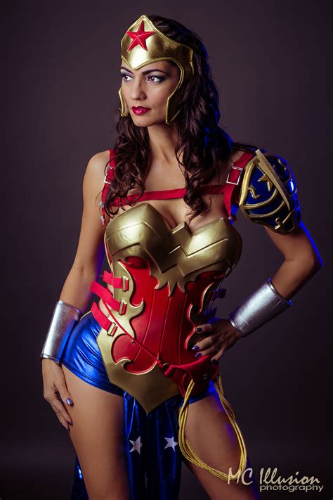 Wonder Woman Cosplay ®   Taringa!