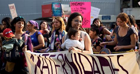 Working Class Women March Against Femicide in Mexico