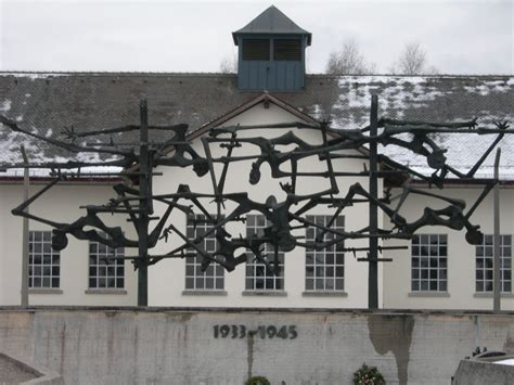 www.johns bavarian tours.com: Dachau Memorial