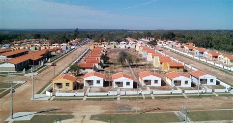 Yacyreta inaugurará 200 viviendas sociales en Emboscada ...