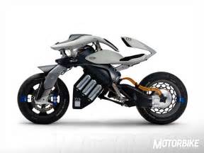 Yamaha MOTOROiD, la moto con inteligencia artificial ...
