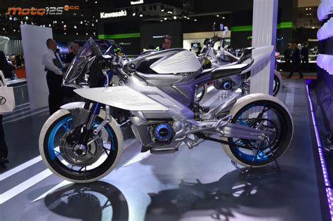 Yamaha PES2   Novedades Tokio 2016   Moto 125 cc