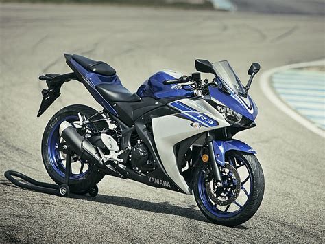 Yamaha R3: Tu primera moto de marchas para el A2 | Motos ...