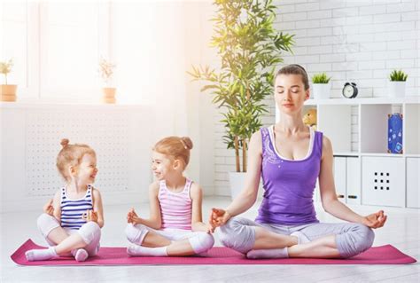 Yoga infantil: Los 7 beneficios del yoga para niños ...