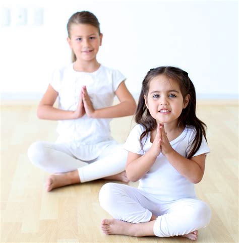 Yoga para niños: ¡Estas son las razones por las que vas a ...
