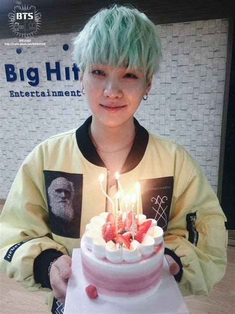 yoongi birthday cake | Bts | Pinterest | BTS, Kpop and Bts ...