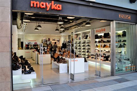 Zapatos para mujer y hombre en Murcia Thader | Mayka