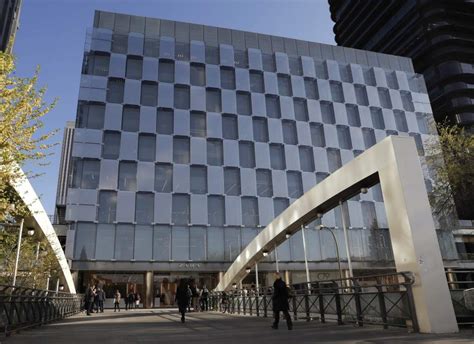 Zara abre su tienda más grande del mundo en Madrid
