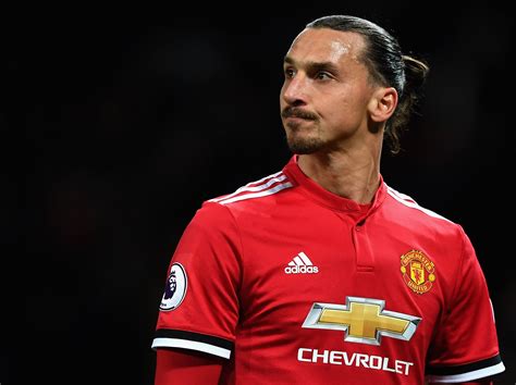 Zlatan Ibrahimovic once again compares himself to a lion ...